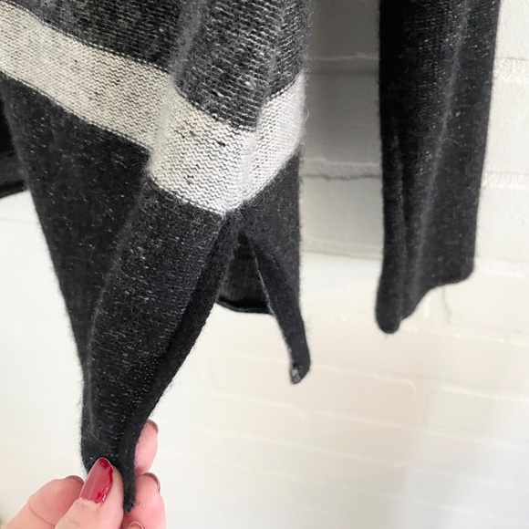 Vince Knit sweater Cashmere Wool Striped Boatneck Pullover Gray M Oversized - Picture 4 of 9